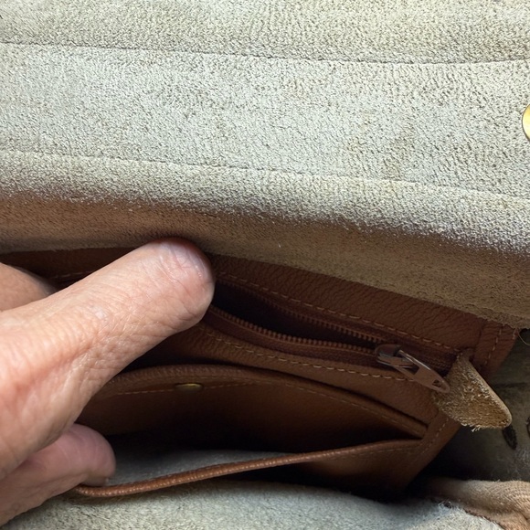 Dooney & Bourne Vintage Satchel in British Tan and Bone - Picture 9 of 16